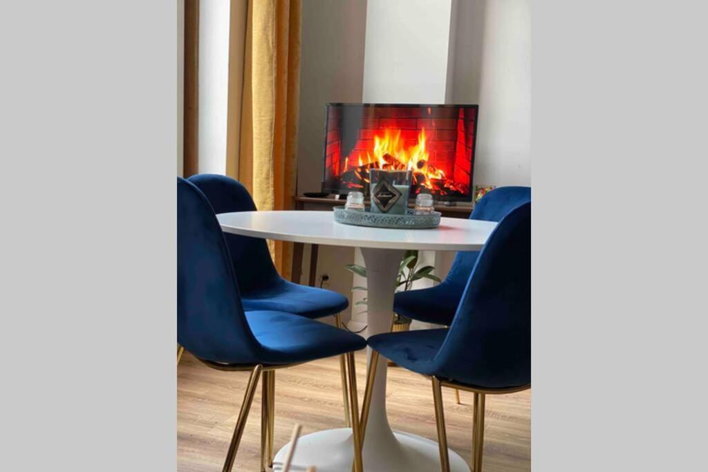 Luxury 1Bedroom Apartment Mons Bagian luar foto